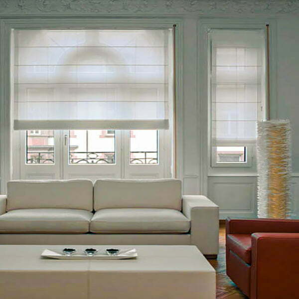 Estor plegable de varillas