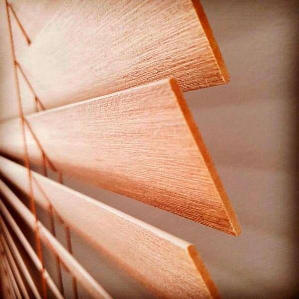 Veneciana de lamas de madera